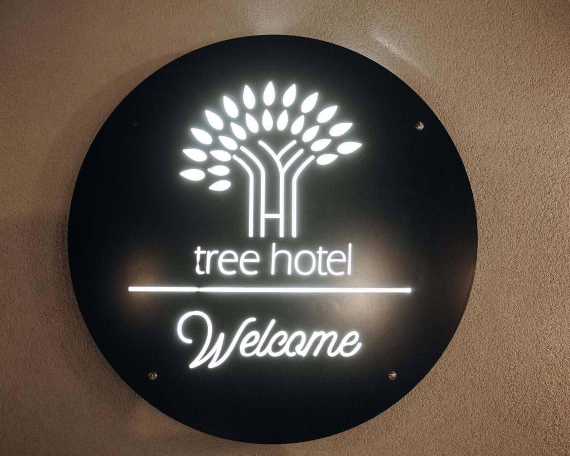 Tree Hotel Korcza Zewnętrze zdjęcie